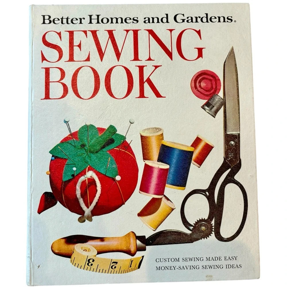 Vintage BHG Sewing Book 1960s Binder Guide